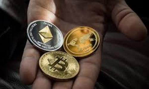 jiaotiTP钱包最新版下载指南（苹果设备）/jiaoti
TP钱包, 苹果, 最新版下载/guanjianci

一、什么是TP钱包？
TP钱包（TokenPocket Wallet）是一款在区块链时代应运而生的数字货币钱包应用，支持多种类型的区块链资产。TP钱包的独特之处在于其多功能性和用户友好性，它不仅支持数字货币的存储和转账，而且还可以进行去中心化交易、参与区块链投票和合约交互等多种操作。这款钱包的最大特点在于其支持跨链资产管理，用户可以在同一平台上管理来自不同区块链的资产。

TP钱包的开发团队致力于让每一个用户都能简单、快捷地进行数字货币的管理与交易。其界面简洁、功能强大，受到越来越多用户的青睐，尤其是在这股区块链热潮中，TP钱包已成为存储和管理数字资产的重要工具。

二、TP钱包的主要功能
TP钱包除了基础的数字资产存储和转账功能外，还提供了丰富的附加功能：
ul
  listrong跨链资产管理：/strong支持多种区块链的资产，无需下载多个钱包，方便用户集中管理。/li
  listrong去中心化交易所（DEX）：/strong用户可以在平台内直接进行去中心化交易，保证资产安全。/li
  listrongDApp访问：/strong内置多款去中心化应用，让用户可以灵活参与各种区块链项目。/li
  listrong私钥管理：/strong用户可以自主管理私钥，提高资产安全。/li
  listrong多语言支持：/strong适应全球不同用户的需求，提供多种语言界面。/li
/ul

三、如何在苹果设备上下载TP钱包？
如果你是一位苹果用户，想要下载最新版的TP钱包，以下是详细的步骤指导：
h41. 打开App Store/h4
在你的iPhone或iPad上，找到并打开App Store应用。在页面底部，你将看到“搜索”选项，点击它，进入搜索页面。

h42. 搜索TP钱包/h4
在搜索框中输入“TP钱包”或者“TokenPocket”，然后点击搜索。确保选择官方发布的应用，以避免下载到其他不受信任的软件。

h43. 下载并安装/h4
在搜索结果中找到TP钱包应用后，点击“获取”按钮进行下载。系统可能会要求你输入Apple ID密码或使用面容识别/指纹识别进行确认。下载完成后，应用会自动安装。

h44. 注册或登录/h4
安装完成后，打开TP钱包应用，你将需要进行注册或登录。如果你是新用户，可以按照提示进行注册，既简单又快捷。如果你已经有TP钱包账户，只需输入相关信息进行登录即可。

四、TP钱包如何保证用户的资产安全？
在数字货币的世界中，安全是重中之重。TP钱包在安全性方面采取了多重保护措施：
ul
  listrong私钥自主管理：/strongTP钱包采用非托管模式，用户的私钥永远保存在用户本地，钱包不存储用户的私钥，最大限度保护用户资产。/li
  listrong数据加密：/strong所有敏感信息和数据传输均采用高强度加密协议，以防止黑客攻击和数据泄漏。/li
  listrong多重身份验证：/strong在进行高风险操作（如提现）时，TP钱包会要求用户进行多重身份验证，增加安全性。/li
/ul

五、常见问题解答

h4问1：TP钱包支持哪些数字资产？/h4
TP钱包支持多种主流的数字资产管理，包括但不限于比特币（BTC）、以太坊（ETH）、波场（TRX）、EOS、USDT等。用户可以在TP钱包中轻松管理这些资产，进行存储、转账和交易。
此外，TP钱包也支持众多基于区块链的代币和应用资产，这为用户提供了更大的灵活性和便利性。通过TP钱包，用户可以访问去中心化应用程序，参与不同区块链项目的生态。

h4问2：TP钱包的费用是多少？/h4
使用TP钱包进行资产管理和交易时，用户只需承担区块链网络的确认费用（即“矿工费”），TP钱包本身并不收取任何额外费用。这一点使得TP钱包在市场上颇具竞争力。
不过，值得注意的是，矿工费的高低将根据区块链网络的拥挤程度而有所波动。用户在进行交易时可以选择适当的手续费，以确保交易尽快被确认。

h4问3：如何恢复TP钱包？/h4
如果你不小心删除了TP钱包或者更换了设备，你可以通过恢复助记词或私钥来找回你的资产。在注册时，TP钱包会生成一组助记词，它是恢复你钱包的关键。如果你妥善保管了这些助记词，那么即使更换设备，你依然可以轻松恢复钱包。
恢复的具体步骤为：安装TP钱包后，选择“导入钱包”，输入助记词或私钥，按照提示完成验证，便可恢复钱包及其内的所有资产。

h4问4：TP钱包支持哪些语言？/h4
TP钱包致力于为全球用户提供优质的服务，其应用支持多种语言，包括中文、英文、俄文、韩文等多种语言版本。在设置中，用户可以根据个人需求选择语言，实现更顺畅的使用体验。
多语言支持使得TP钱包不仅适用于国内用户，也能很好地服务于国际用户，提升了其全球化形象和使用便捷性。

h4问5：如何确保我的TP钱包安全？/h4
确保TP钱包安全的关键在于用户的自我保护意识。建议用户遵循以下几点：
ul
  listrong安全妥善保存助记词和私钥：/strong这是一切保障的基础，任何人都不应透露给别人。/li
  listrong定期更新应用：/strong确保手机和TP钱包应用为最新版本，及时修复潜在的安全风险。/li
  listrong启用多重身份验证：/strong在可用的情况下，启用两步验证等安全措施，增加账户安全性。/li
  listrong防止钓鱼攻击：/strong确保下载和访问TP钱包的官方网站或官方应用商店，警惕任何不明链接和假冒网站。/li
/ul

以上是关于TP钱包的详细介绍，了解这些信息将有助于你更好地使用TP钱包，保护自己的数字资产。如有更多疑问，欢迎查阅TP钱包的官方网站或相关社区。