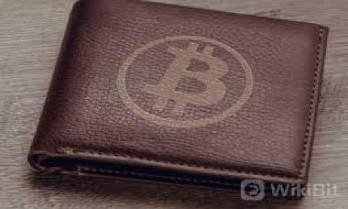 

腾付通数字货币：如何你的金融生活，探索未来的支付方式

关键词

数字货币, 腾付通, 支付系统

---

引言
随着科技的迅速发展，数字货币正逐渐成为全球金融市场的重要组成部分。腾付通数字货币作为这一趋势中的一员，不仅为用户提供了更加灵活的支付方式，也在提升金融交易的安全性和透明度方面发挥着重要作用。本文将深入探讨腾付通数字货币的特点、优势及其在未来金融领域中的潜力，同时解答用户最关心的五个相关问题。

一、腾付通数字货币的基本特征
腾付通数字货币是一种基于区块链技术的数字资产，旨在为用户提供一种安全、快速、低成本的支付方式。其主要特征包括去中心化、安全性高、交易速度快等。

去中心化是腾付通数字货币的重要特点，这意味着它不是由中央银行或其他金融机构直接控制的。这种特性使得用户的资金掌握在自己手中，降低了由于中心化系统故障所带来的风险。

安全性是腾付通数字货币另一个不可忽视的优势。由于使用了区块链技术，交易数据被分布在全球的多个节点上，几乎不可能被篡改或伪造。用户在进行交易时，其个人信息和资金安全都得到了保障。

此外，腾付通数字货币还具备快速交易的优势。传统支付方式往往需要几个工作日才能完成资金转移，而使用腾付通数字货币只需几分钟或更短的时间。这使得跨境交易和即时支付成为可能，极大地方便了用户的生活。

二、腾付通如何改善金融交易体验
腾付通数字货币的推出，不仅给用户的支付方式带来了变革，也在多个方面改善了金融交易体验。

首先，腾付通数字货币通过降低交易成本，使得用户在进行支付时能够节省一部分费用。传统支付方式往往需要支付手续费，而腾付通数字货币的交易手续费相对较低，即使是在跨境交易中也能保持较低的成本。

其次，腾付通数字货币提高了交易的效率。对于需要快速完成交易的用户，腾付通提供了即时支付的解决方案。这在紧急情况下尤为重要，比如在海外旅行期间，用户需要快速兑换货币时，腾付通数字货币能够以更为便捷的方式满足需求。

最后，腾付通还致力于提升用户的交易安全性。通过多重身份验证和技术加密，用户可以在进行交易时享受到更高的安全保障。在一个金融欺诈事件频发的时代，腾付通数字货币的安全机制无疑让用户更加安心。

三、腾付通数字货币的应用场景
腾付通数字货币的应用场景广泛，涵盖了多个领域。

首先，在日常消费中，腾付通数字货币可以用于购物支付。越来越多的商家开始接受数字货币支付，用户可以利用腾付通数字货币在电子商务平台上方便快捷地完成购物。

其次，在国际贸易中，腾付通数字货币作为一种具有优势的支付方式，可以帮助商家减少汇率波动带来的风险。在进行跨国交易时，使用腾付通数字货币能够简化支付流程，加快资金到账速度。

此外，在数字资产投资领域，腾付通数字货币也逐渐被视为一种新兴的投资工具。随着加密市场的兴起，越来越多的投资者开始关注腾付通数字货币，认为其未来的发展潜力不可限量。

四、腾付通数字货币的风险管理
虽然腾付通数字货币带来了许多便利，但用户在使用时也需要注意相关风险。

首先，数字货币市场具有高度的波动性，价格的剧烈起伏可能导致用户的投资损失。因此，在进行任何投资决策前，用户应当做好充分的市场调研，并审慎考虑自身的风险承受能力。

此外，数字货币也面临着安全问题。虽然腾付通采取了多重安全措施，但用户自身也需要加强对个人账户的保护，确保不泄露个人信息。同时，选择安全可靠的交易平台也是用户需关注的一大要点。

综上所述，尽管腾付通数字货币拥有一定的风险，但用户只要保持警觉，并增强自身的金融知识储备，就能够安全顺利地进行数字货币交易。

五、未来数字货币趋势与腾付通的角色
随着全球经济的数字化转型，数字货币的未来发展的趋势愈加明显。越来越多的国家开始探索央行数字货币（CBDC）的发放，而腾付通数字货币作为市场的一部分，将在其中发挥重要作用。

未来，腾付通可能会与各国政府、金融机构等合作，推动政策的落地并规范行业标准。这将有助于提升用户信任，促进数字货币的普及。

同时，腾付通还将不断提升技术水平，并拓展应用场景。从购物支付到智能合约，腾付通数字货币的潜在应用行业将越来越广泛，助力传统行业的转型升级。

总结
腾付通数字货币正在引领一场金融支付的变革，它所带来的便利和效率无疑将改变人们的消费和交易方式。用户在享受这些便利的同时，也应当保持对风险的警觉，做好安全防范。未来，随着技术的进一步发展和规范的落地，腾付通数字货币的市场前景将更加广阔，为用户的金融生活带来更多可能性。

---

### 相关问题

1. 腾付通数字货币的安全性如何保障？
2. 如何使用腾付通数字货币进行跨境支付？
3. 腾付通数字货币的投资前景如何？
4. 用户如何保护自己的腾付通账户安全？
5. 腾付通数字货币与传统支付方式的比较。

请确认是否继续详细展开这五个相关问题的解答。